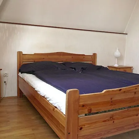 Konukevi Szent Gyorgy Apartman Light *